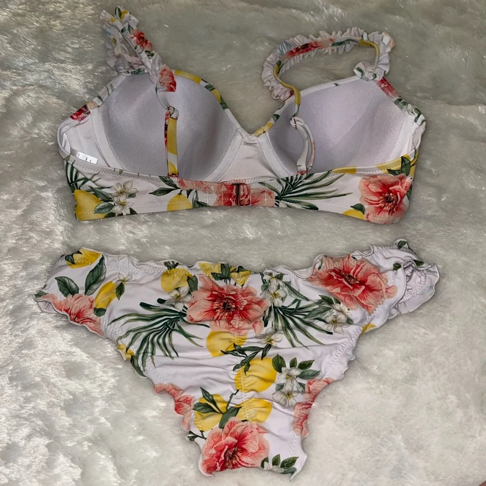 Matching Bikini Set - Small! - Picture 3 of 5